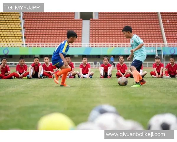 为什么很多足球运动员在长期训练后容易出现明显的O型腿问题