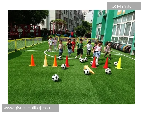 聚焦足球球星萌娃成长故事揭秘父辈荣耀如何影响新一代